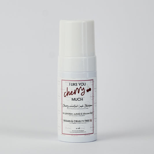 I Like You Cherry Much ♡ Shampoing pour cils et visage